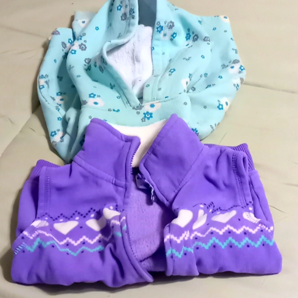 Sweatshirt and vest